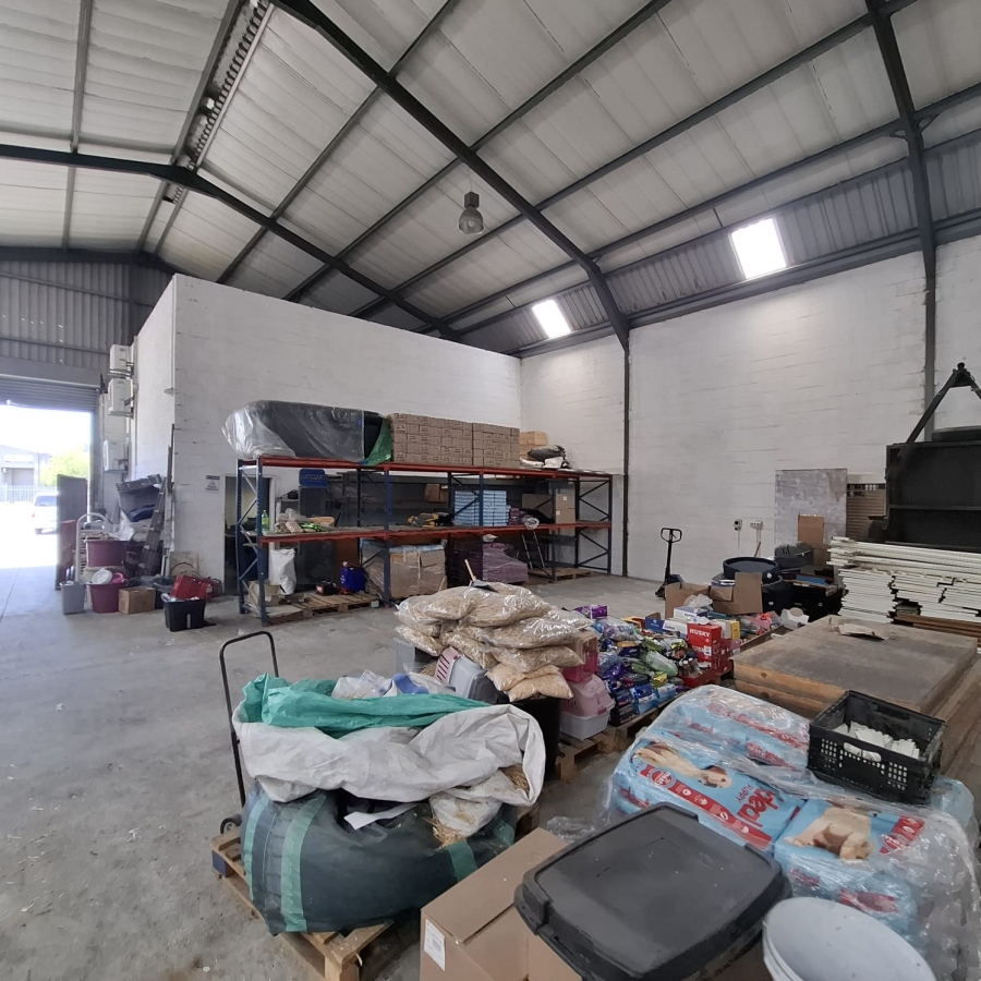 To Let commercial Property for Rent in Brackenfell Central Western Cape
